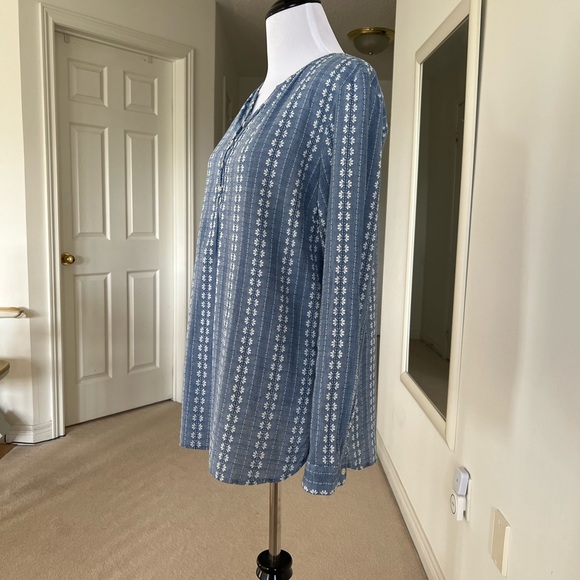 Denim chambray blouse by TALBOTS size small - Picture 5 of 8